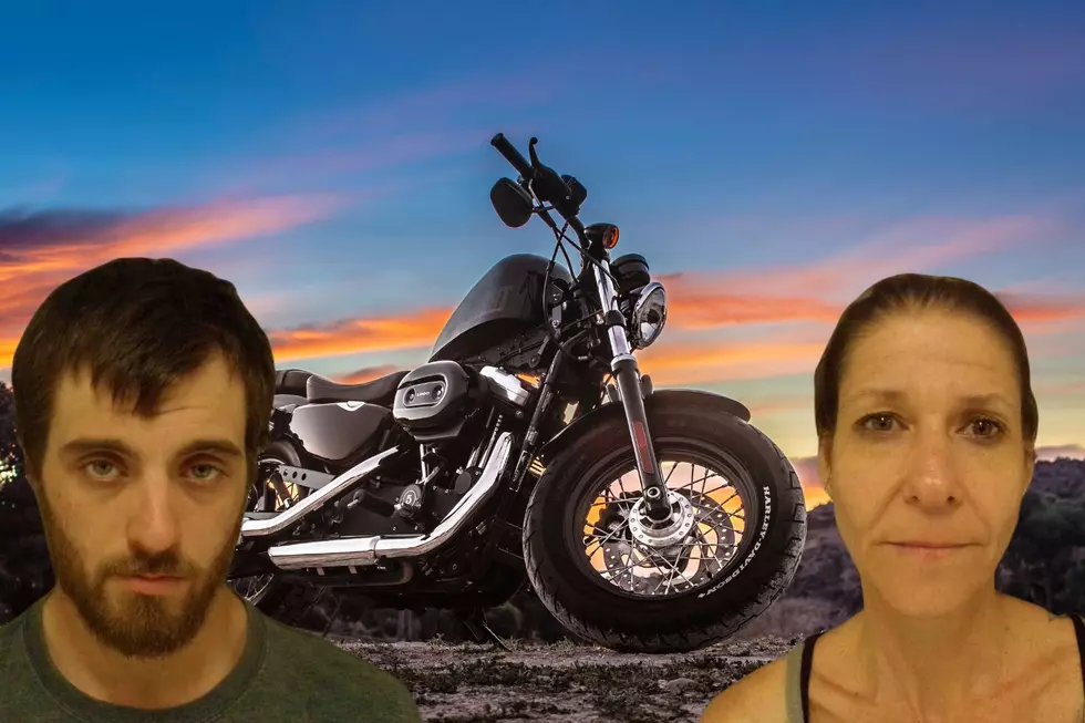 Crockett, TX Cops Catch Motorcycle Thieves While Riding Past Sheriff’s Office